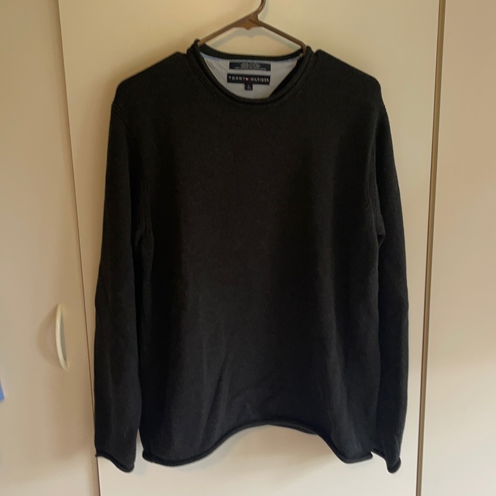 Men’s Tommy Hilfiger LG. Cobolt gray. Great shape